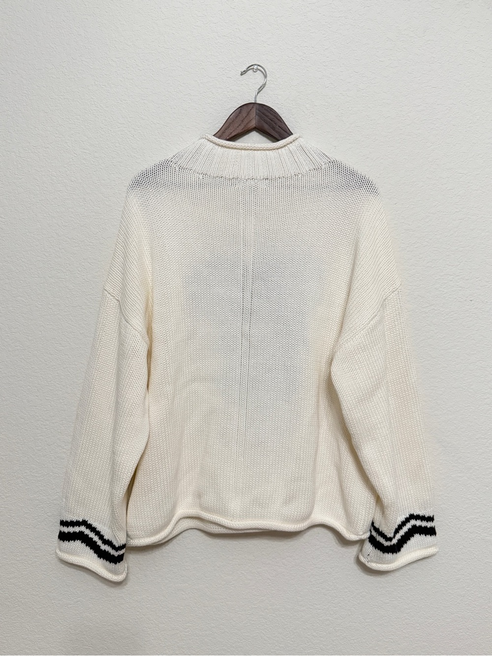 J.Crew 2025 Rollneck™ sweater with lobster intarsia size L NWT - Picture 3 of 8